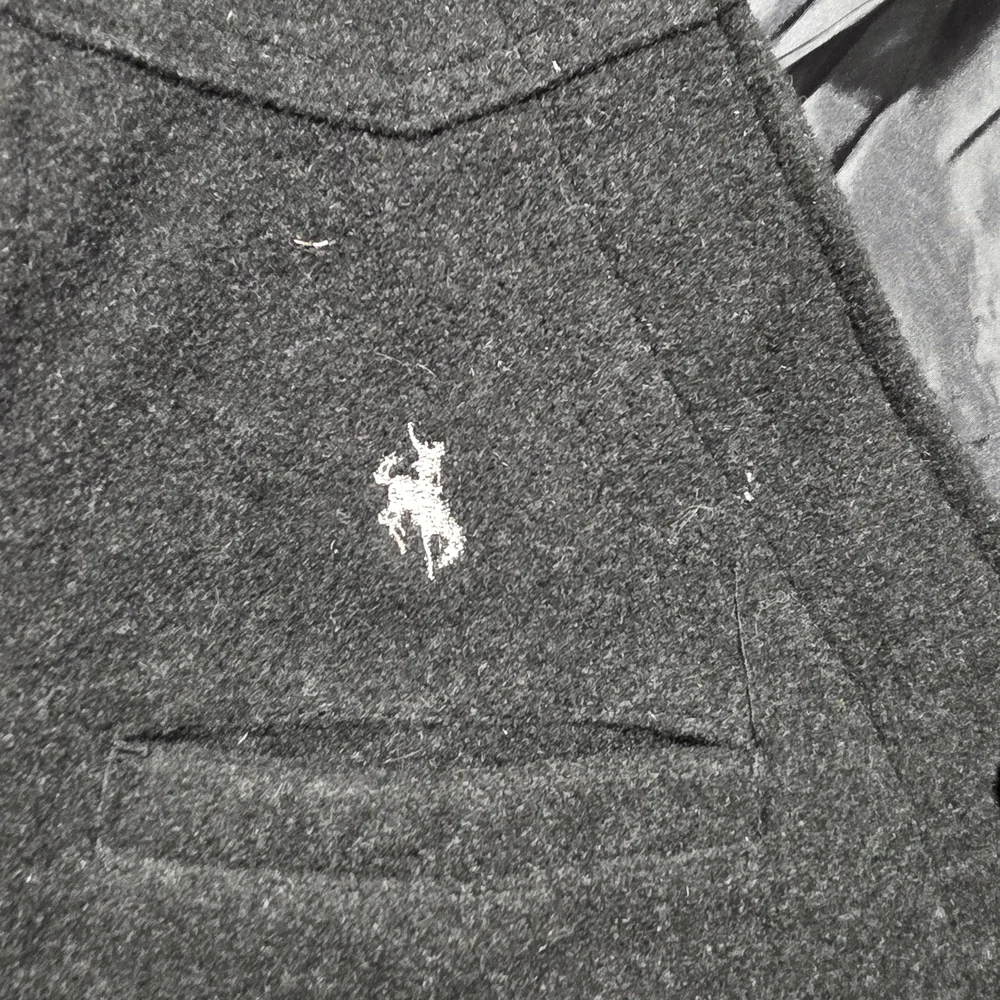 Men's Black Wyoming Traders Vest - Picture 2 of 6